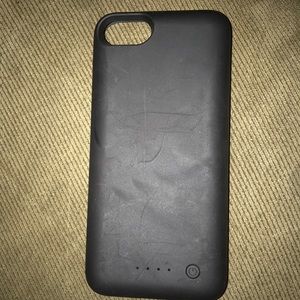 iPhone 6 charge case